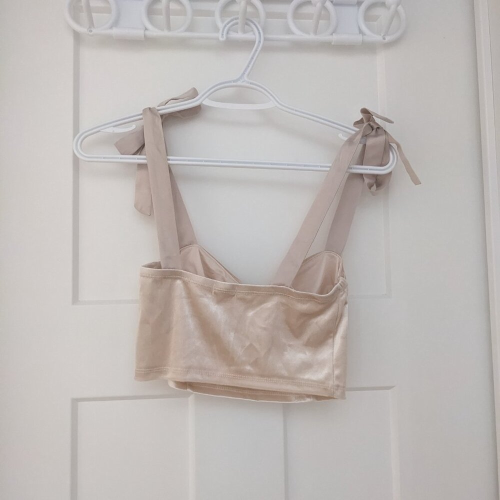 Cropped top - Picture 2 of 6